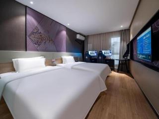 IU Hotels· Tianjin Houtai Chengjian University Haitai Industrial Park - Hanjiashu - 5