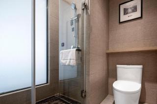 Atour Hotel Huzhou Changxing Changhai Road - 1