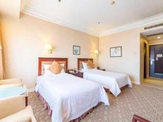 Jinjiang Hotel Qianan - 3