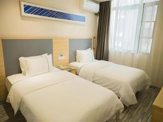 City Comfort Inn Nanchang Bayi Square Metro Station Wushang - 1