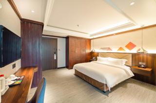 Borrman Hotel Zhongshan Henglan Xiyong - 2