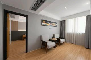 Green Tree Inn Fuyang Funan County Tianzhu Square - 9