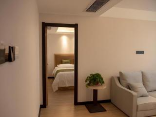 Green Tree Inn Fuyang Funan County Tianzhu Square - 5