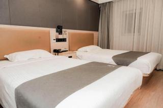 Green Tree Inn Express Tangshan Kaiping District Government - 5