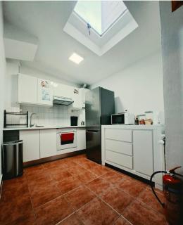 Modern & Comfortable City Center Oasis~King Bed ! - Brussels - 1