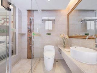 Vienna Hotel Guangxi Zhongshan Central Plaza West High-Speed Railway Station - 1