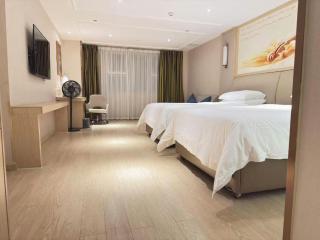 Vienna Hotel Sichuan Ganzi 318 National Highway Yajiang - 8