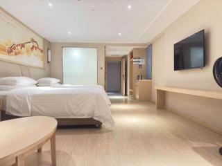 Vienna Hotel Sichuan Ganzi 318 National Highway Yajiang - 7