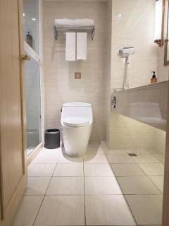 Vienna Hotel Sichuan Ganzi 318 National Highway Yajiang - 6
