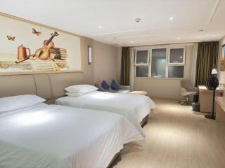 Vienna Hotel Sichuan Ganzi 318 National Highway Yajiang - 5