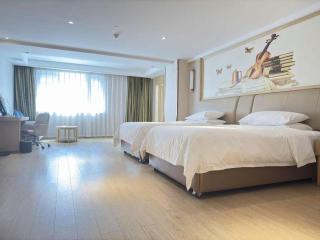 Vienna Hotel Sichuan Ganzi 318 National Highway Yajiang - 2