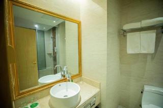 Vienna Hotel Shandong Linyi Mengyin - 9