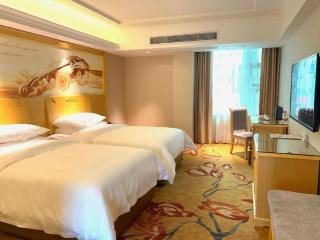 Vienna Hotel Guangxi Hezhou Guposhan Suifeng - 8
