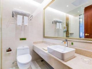 Vienna Hotel Guangdong Zhongshan Ancient Town Lighting Expo Center - 1