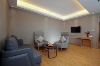 Vienna Hotel Zhuhai Huafashangdu Nanping Science Industrial Park - 4