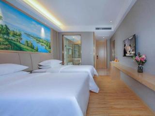 Vienna Hotel Zhuhai Huafashangdu Nanping Science Industrial Park - 3
