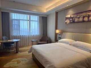Vienna Hotel Xinfeng West High-Speed Railway Station - 5