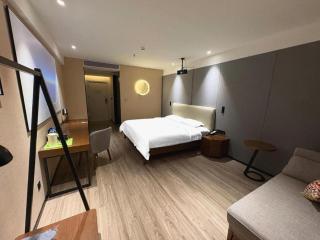 Campanile Hotel Shenzhen Bay Convention and Exhibition Center - 2