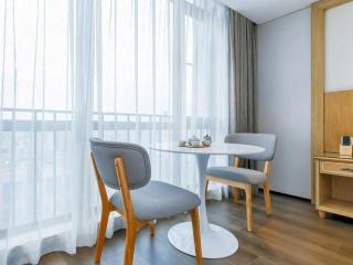 Vienna Hotel Chongqing Yangjiaping Pedestrian Street Light Railway Station - 2