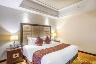 New Century Grand Hotel Xinxiang - 2