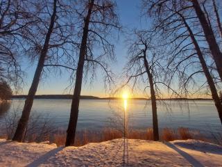 Take a Break in the wild, with lake, sauna and hot tube! - 1
