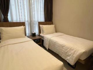 WE Hotel Kowloon - 1