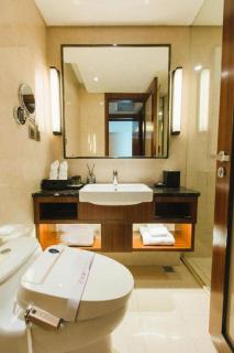 Grand Soluxe Zhongyou Hotel Shenzhen - 1