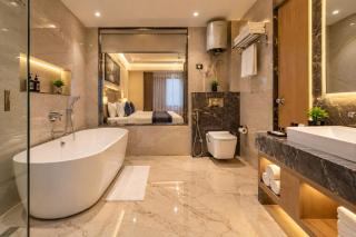 Hotel Avenza Delhi IGI Airport - 1