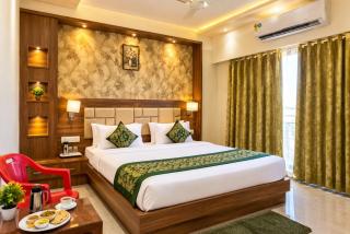 Hotel SD Vedika Dwarka, Near SEA BEACH and Dwarkadhish Temple And Railway Station - 1
