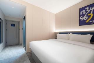 7 Days Inn Qingdao Shandong Road Zhenning Overpass Branch - 7