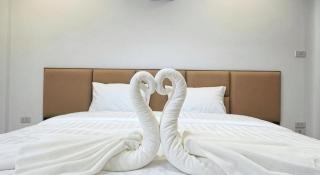 The Phant Hotel - 1