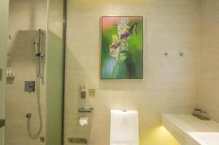 Lavande Hotel Guangzhou Tianhe Sports West Road Subway Station - 2