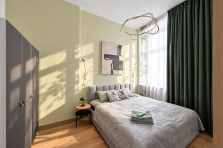 Premium 1BR Historic Building 5 min Old Town - 3