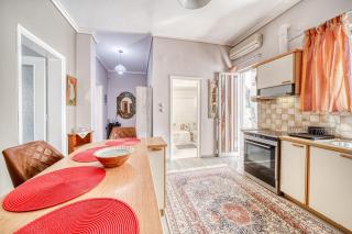 Urban Cozy Apartment Piraeus - 1