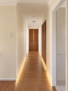 Sunnybank Stay-3BR Home for 6 Guests - 7