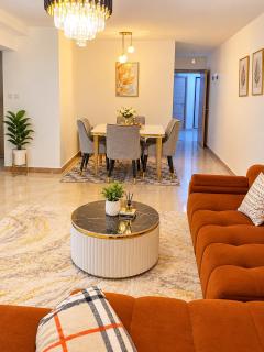 Stylish 2BR Apartment Free WiFi Near Nairobi National Park - 0
