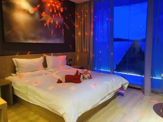 IU Hotel Tianjin Fumin Qiao Branch - 8