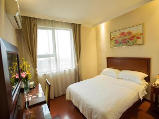 GreenTree Inn Shanghai Waigaoqiao Free Trade Zone Express Hotel - 5