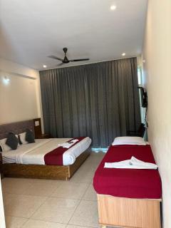 Surabhi Comforts Inn - 5