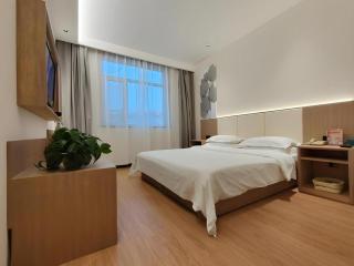 GreenTree Inn Shanxi Jinzhong JieXiu Railway Station Express Hotel - 8