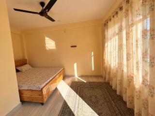 The Shola - Peaceful Mountain Homestay - 8