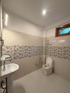 The Shola - Peaceful Mountain Homestay - 4
