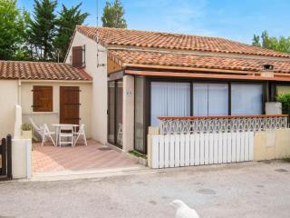 Maison charmante avec terrasse à Sainte-Marie-la-Mer - 4