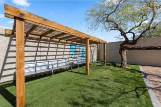 Near Airport-Diablo Stadium-Pool-Spa-Gym-Parking - 6