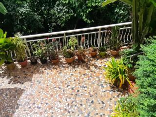 Appartement charmant à Sainte-Marie avec terrasse de 88 m² - 1