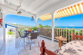 Bungalow confortable à Bouillante, 40 m² avec piscine partagée - 8