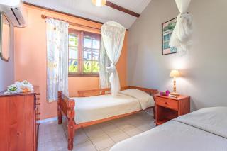 Bungalow confortable à Bouillante, 40 m² avec piscine partagée - 1