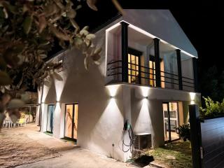 Maison familiale spacieuse à Aubais 185 m² avec jardin - 0