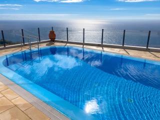 Charming Villa in Fajã da Ovelha with Private Pool - 5