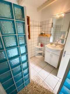 Appartement lumineux à Pointe-Noire avec piscine partagée - 6
